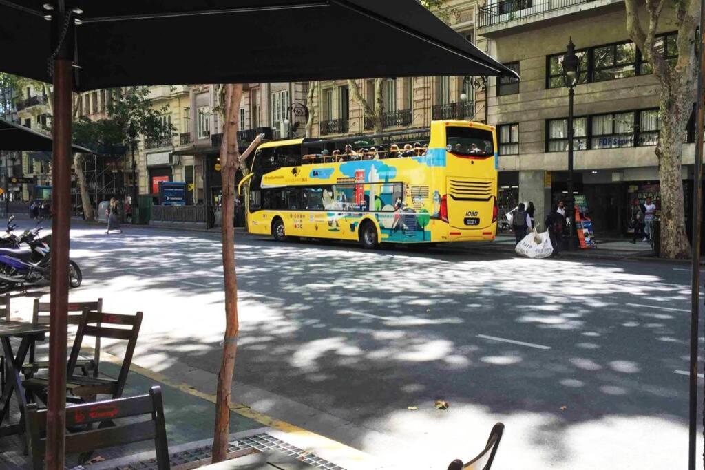 Duplex En Centro Historico Y Turistico Sobre Av. De Mayo Buenos Aires Bagian luar foto