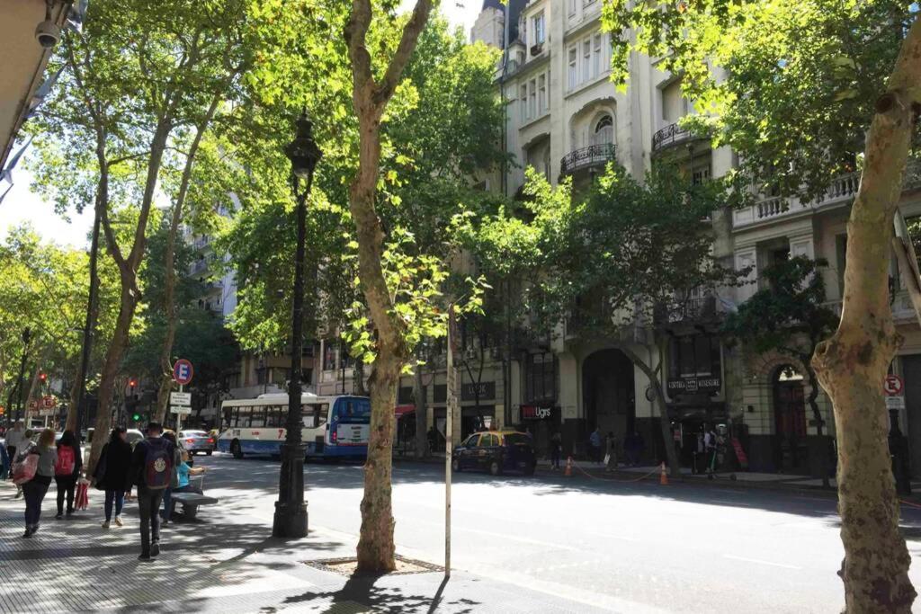 Duplex En Centro Historico Y Turistico Sobre Av. De Mayo Buenos Aires Bagian luar foto